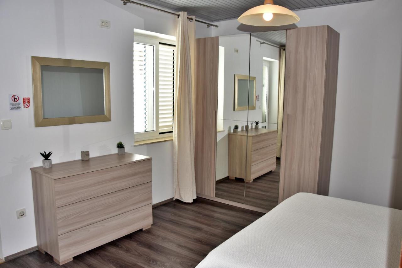 Apartments Aurelia Dubrovnik Bagian luar foto